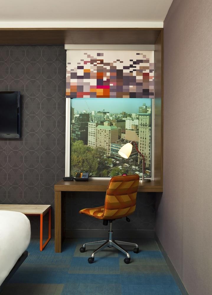 Отель Aloft Atlanta Downtown Экстерьер фото