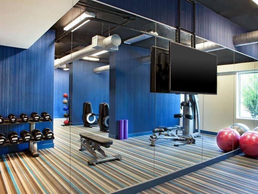 Отель Aloft Atlanta Downtown Экстерьер фото